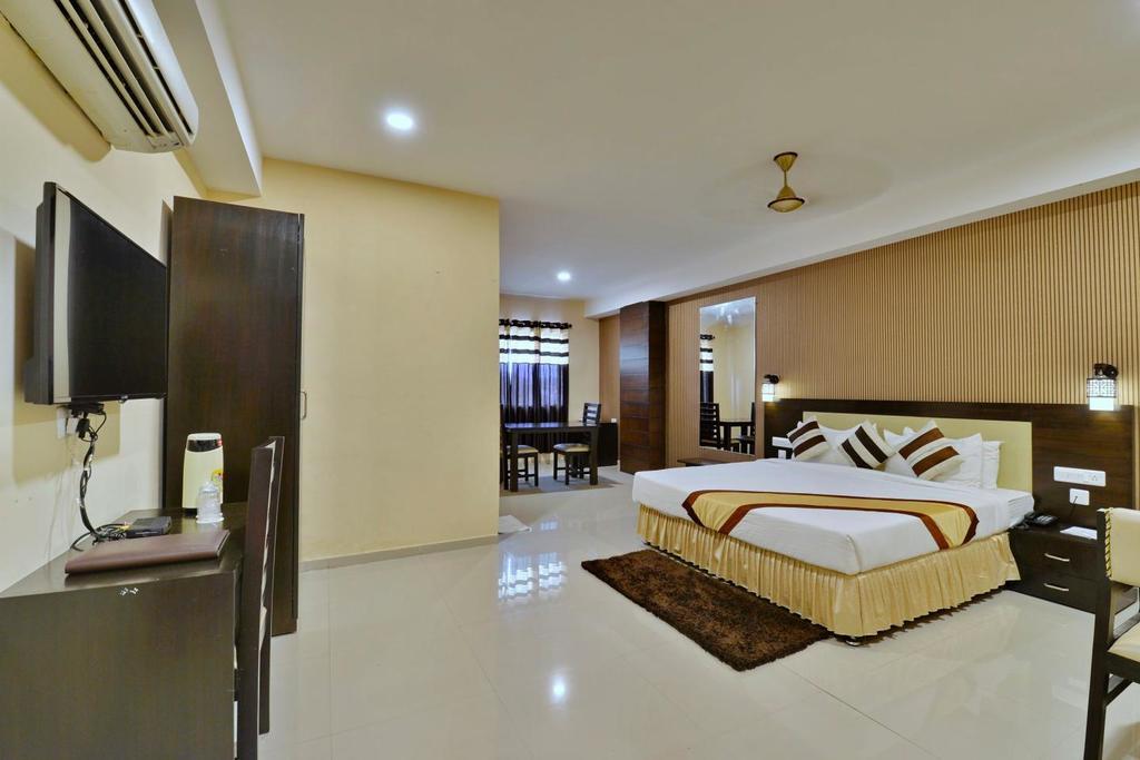 Hotel Silver Oak Bilaspur  Exterior photo
