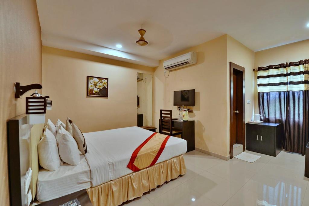 Hotel Silver Oak Bilaspur  Exterior photo