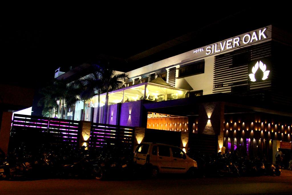 Hotel Silver Oak Bilaspur  Exterior photo